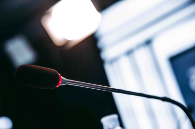 Радио Судного дня выдало в эфир слово &laquo;бухозуд&raquo;