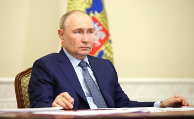 Путину показали модернизированный Як-130М