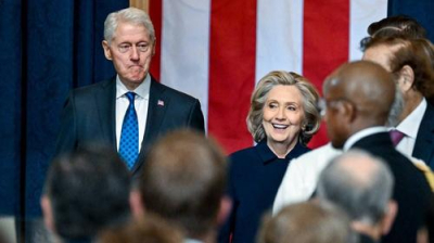 Билл и Хиллари Клинтон согласились дать показания комитету Палаты представителей по делу Эпштейна