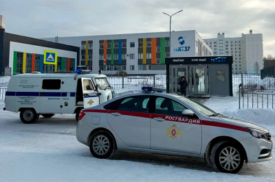 Уборщице, которая остановила нападавшего в&nbsp;нижнекамской школе, выплатят 500 тысяч рублей