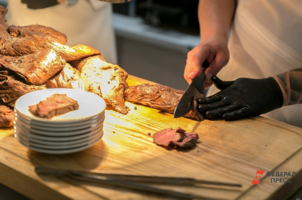 Можно ли наказать за угощение мясом в Великий пост: мнение юриста