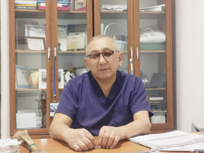 Боли в спине и коленях. Ортопед Советбек Казаков назвал главные причины