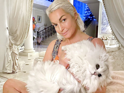 Волочкова рассказала о самом дорогом подарке на 14 февраля