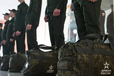 За неявку в военкомат в России запрещают водить машину и покупать квартиры
