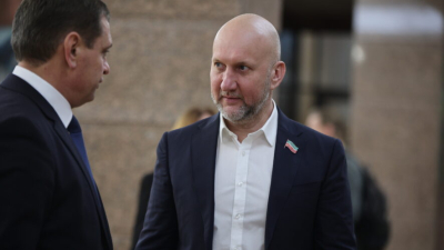 Николай Атласов: Треть предпринимателей готовы закрыть бизнес, а статистика &laquo;не видит&raquo; кризиса 17/03/2026 &ndash; Статьи Депутат Атласов: треть предпринимателей готовы закрыть бизнес, статистика не видит кризиса