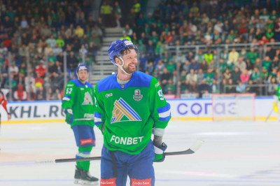 Евгений Кузнецов может перейти в &laquo;Сибирь&raquo;