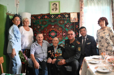 Ветерану Великой Отечественной войны Макару Харину - 99 лет