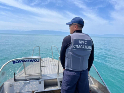 МЧС Казахстана усилило рейды на водоёмах в купальный сезон