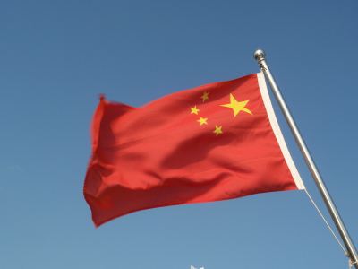 В Китае водитель остановил женщину, пытавшуюся прыгнуть с моста