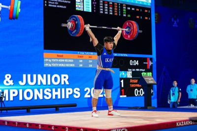 Ансар Турсымбек выиграл два серебра на чемпионате Азии по тяжёлой атлетике