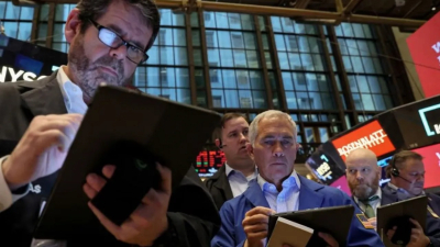 Фондовый рынок США остаётся под давлением ритейла и тарифных рисков