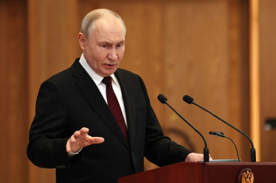 Путин поздравил премьер-министра Армении Пашиняна с днем рождения
