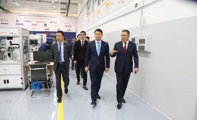 Дархан Сатыбалды высоко оценил потенциал суперкомпьютера КазНУ