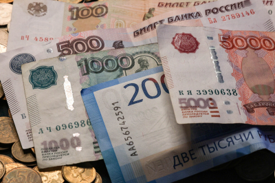 Банки ЕАЭС начали ограничивать внесение наличных рублей на&nbsp;счета
