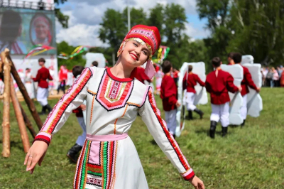 Около 3 тыс. человек посетили марийский праздник &laquo;Семык&raquo; в Менделеевском районе