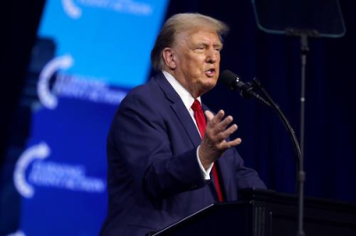 Трамп пообещал, что Иран пострадает в двадцать раз сильнее при остановке поставок нефти через Ормузский пролив