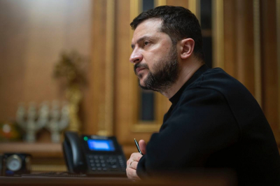 NZZ: Зеленский уверен, что ЕС будет давать ему деньги, несмотря на коррупцию
