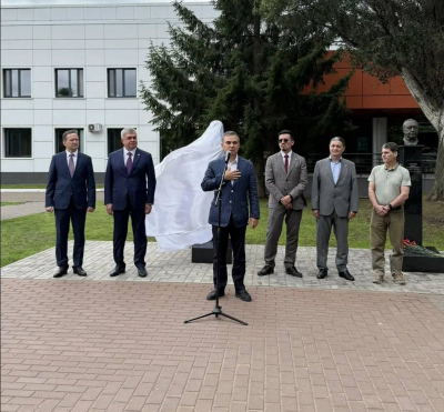 &laquo;Вернулся на пост&raquo;: в БСМП Челнов открыли бюст первого главврача Ирека Ишкинеева