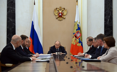 Путин: &laquo;Трудности на топливном рынке не влияют на общую экономическую динамику&raquo;