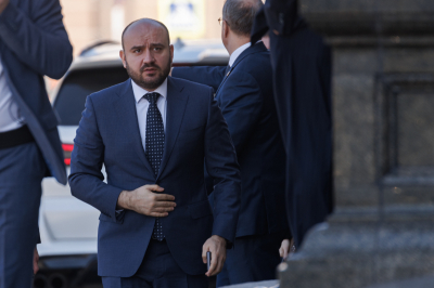 Федорищев планирует сократить каждого шестого чиновника
