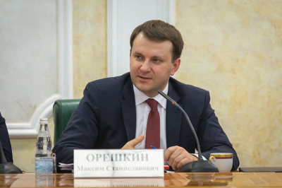 Орешкин: отмена западных санкций не предвидится