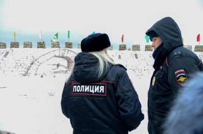 Высокопоставленный чиновник в Югре попался на крупной взятке